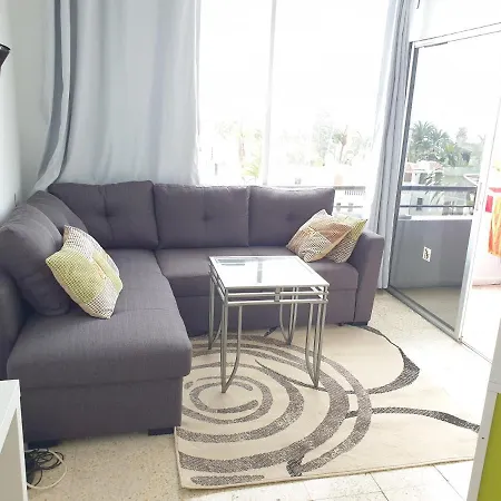 Apartment Апартамент В 5 Мин От Пляжей Лас Америкас Playa de las Americas (Tenerife)