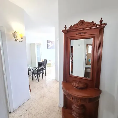 Apartment Апартамент В 5 Мин От Пляжей Лас Америкас Playa de las Americas (Tenerife)
